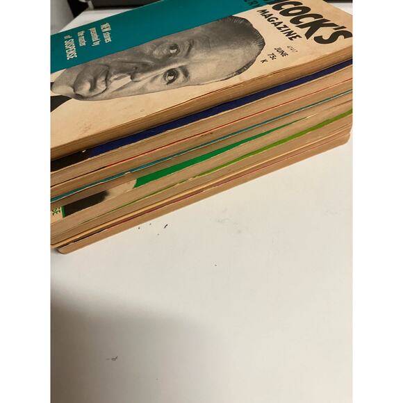 Alfred Hitchcock Mystery Magazine Lot 1974 Vintage, Thriller, Horror, VTG, 70s - Picture 9 of 10